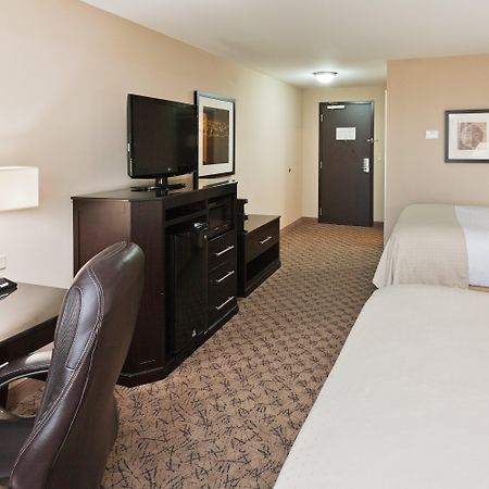 Holiday Inn Hotel & Suites Tulsa South By Ihg Ngoại thất bức ảnh